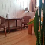 Penthouse Backpackers מלון